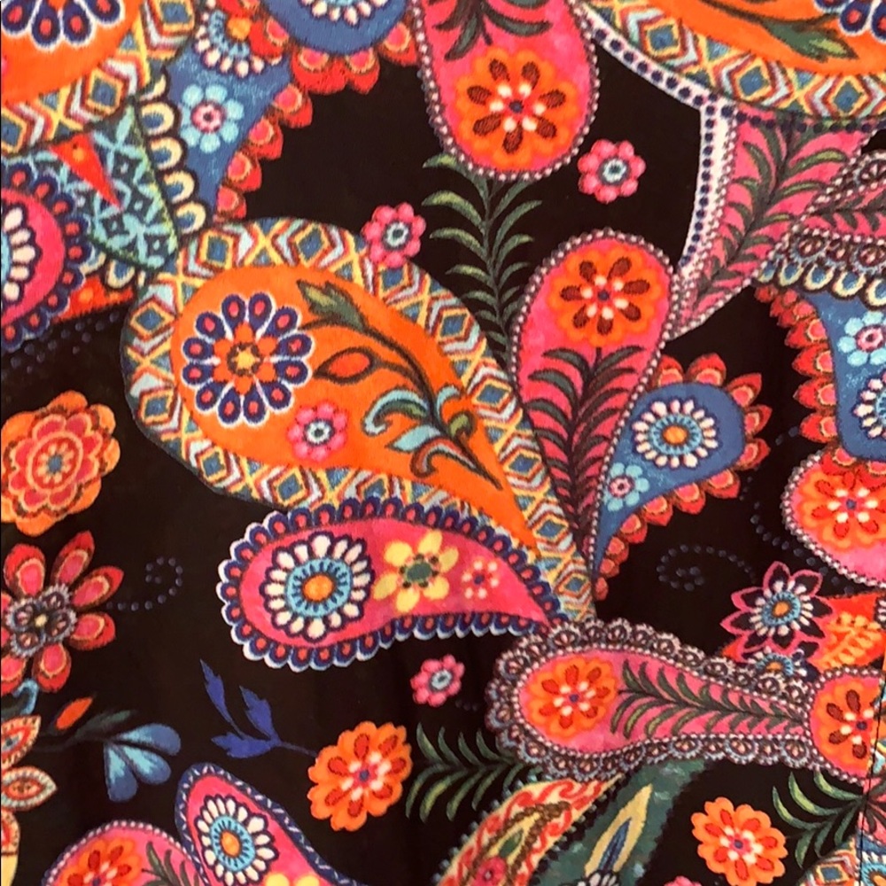 Colorful top! - Picture 4 of 5